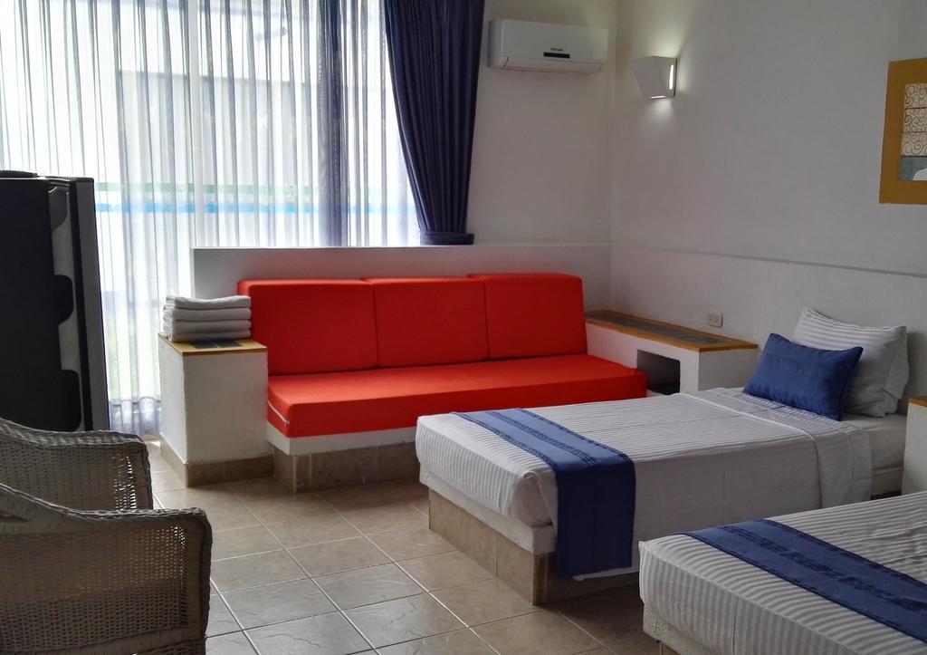 Hotel Guadaira Resort ميلغار المظهر الخارجي الصورة
